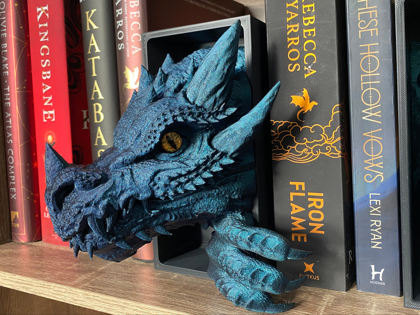 Dragon Booknook sapphire